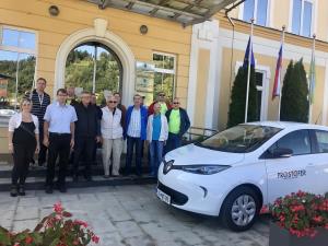 Prostovoljci1