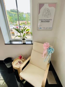 Kotiček za dojenje na Gačnikovi poti 5