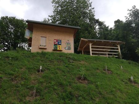 Učni čebelnjak Pigl