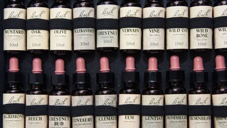 LURA_Bachoveesence_525