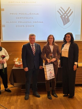 Občina Ravne na Koroškem podaljšala Certifikat Mladim prijazna občina 