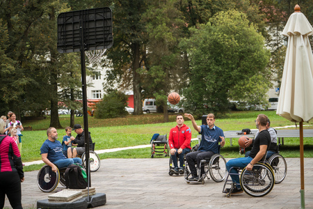 l_785891untitled-foto-Nika_Hlcl-032