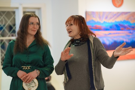 Laura Kumprej Simfonija barv