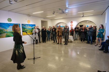 Laura Kumprej Simfonija barv