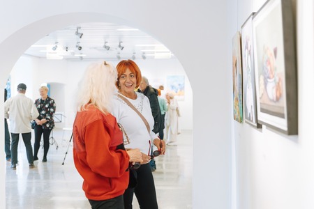 Odprtje likovne razstave del Kulturnega društva koroških likovnikov