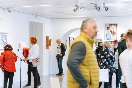 Odprtje likovne razstave del Kulturnega društva koroških likovnikov